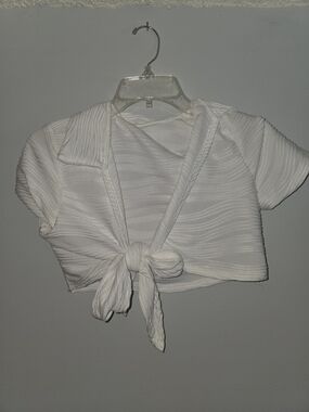 2 Piece Short Set SHEIN White Tie-Front Textured